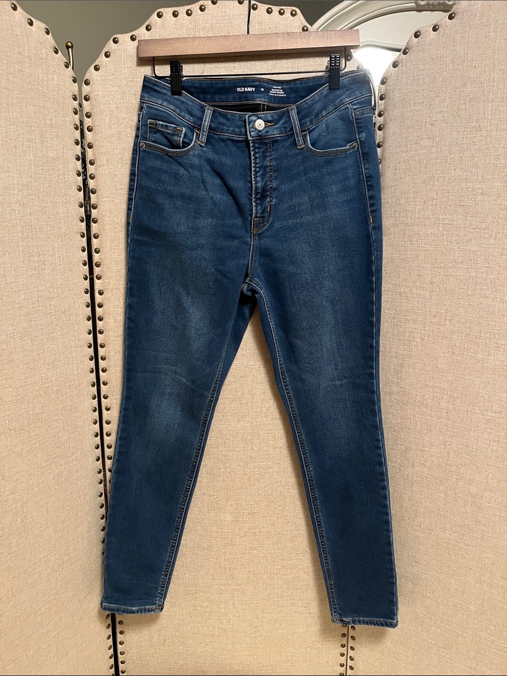 Old navy women’s size 10 high rise rockstar super skinny secret slim pockets